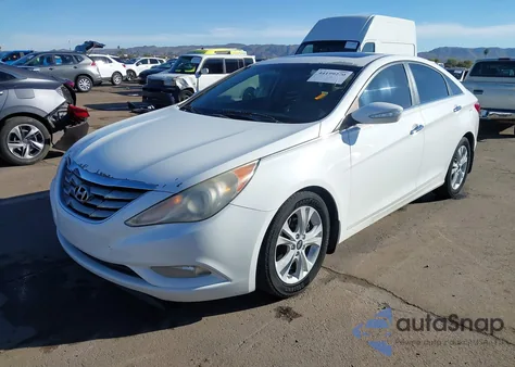 2011 Hyundai Sonata Limited z USA, uszkodzony, nr VIN 5NPEC4AC6BH150746